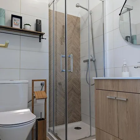 Casa Hortela Laranja - Townhouse With Backyard 5min From * Φάρο